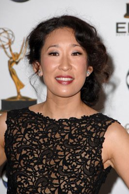 Sandra Oh photo