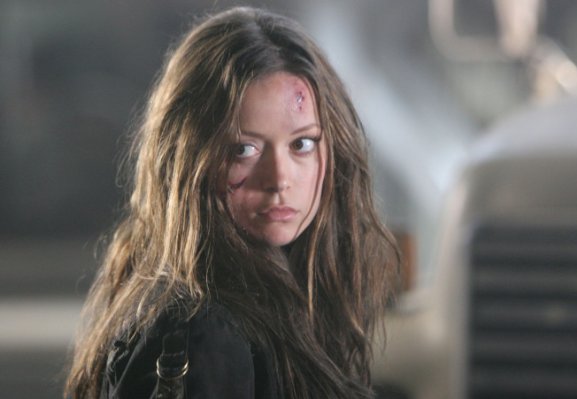 Summer Glau photo
