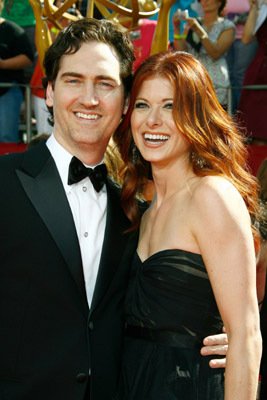 Debra Messing photo