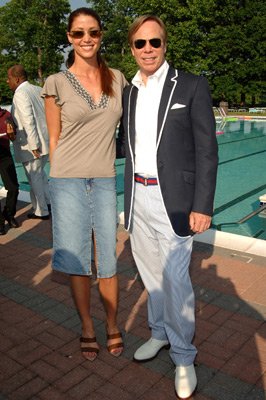 Shannon Elizabeth photo