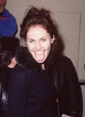 Amy Brenneman photo
