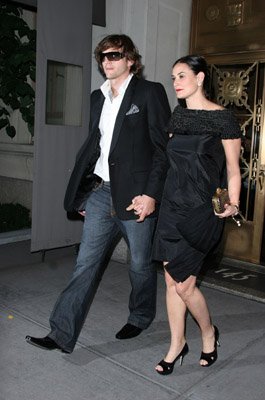 Ashton Kutcher photo