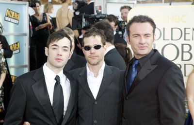 Julian McMahon photo