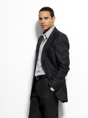 Daniel Sunjata photo