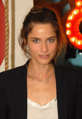 Amanda Peet photo