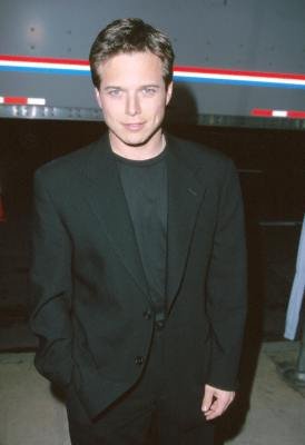 Scott Wolf photo