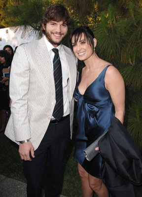 Ashton Kutcher photo