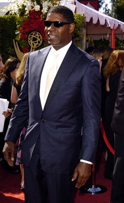 Dennis Haysbert photo