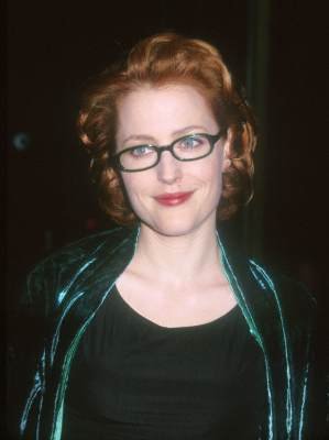 Gillian Anderson photo