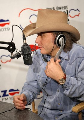 Dwight Yoakam photo