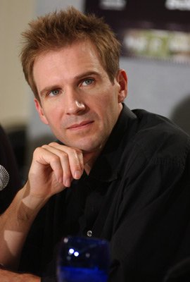 Ralph Fiennes photo
