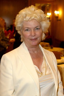 Fionnula Flanagan photo