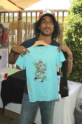 Naveen Andrews photo