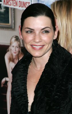 Julianna Margulies photo