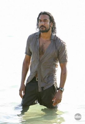 Naveen Andrews photo