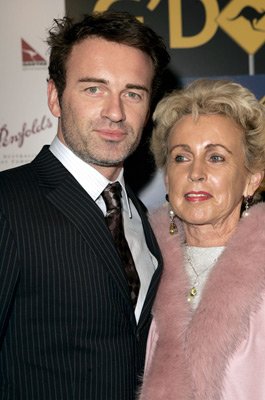 Julian McMahon photo