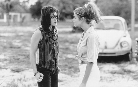 Denise Richards photo