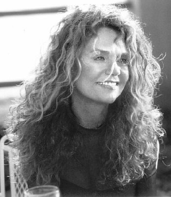 Dyan Cannon photo