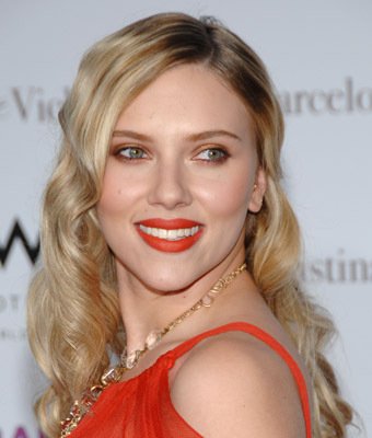 Scarlett Johansson photo
