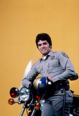Erik Estrada photo