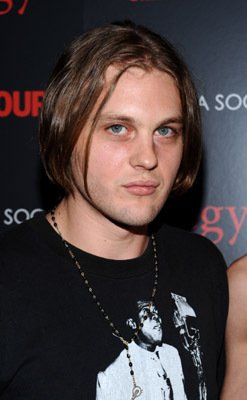 Michael Pitt photo