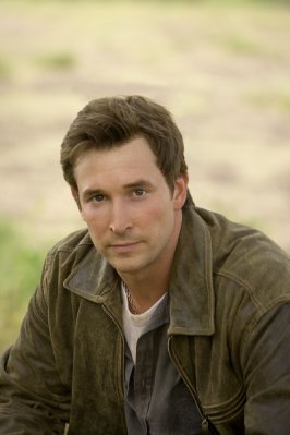 Noah Wyle photo