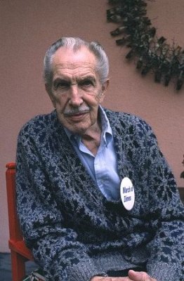 Vincent Price photo