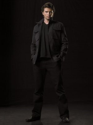 Tom Welling photo