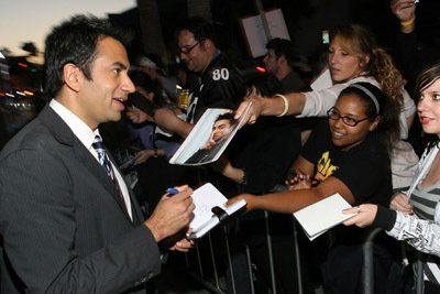 Kal Penn photo