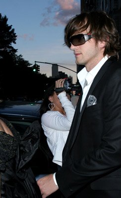Ashton Kutcher photo