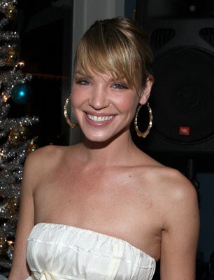 Ashley Scott photo