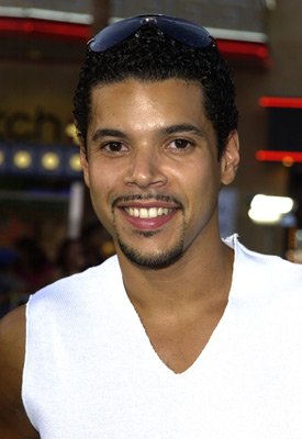 Wilson Cruz photo