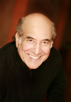 William Marquez photo