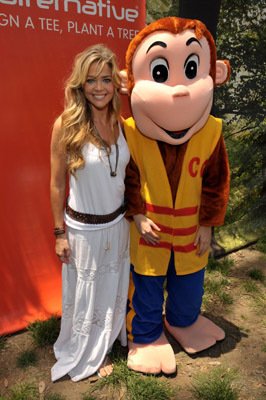 Denise Richards photo