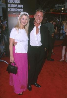 Eyes Wide Shut photo